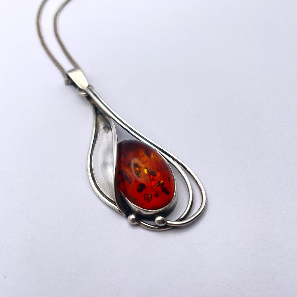 Nouveau Sterling Silver Cognac Amber Oval Pendant Necklace 20" Cable Chain - Picture 4 of 11